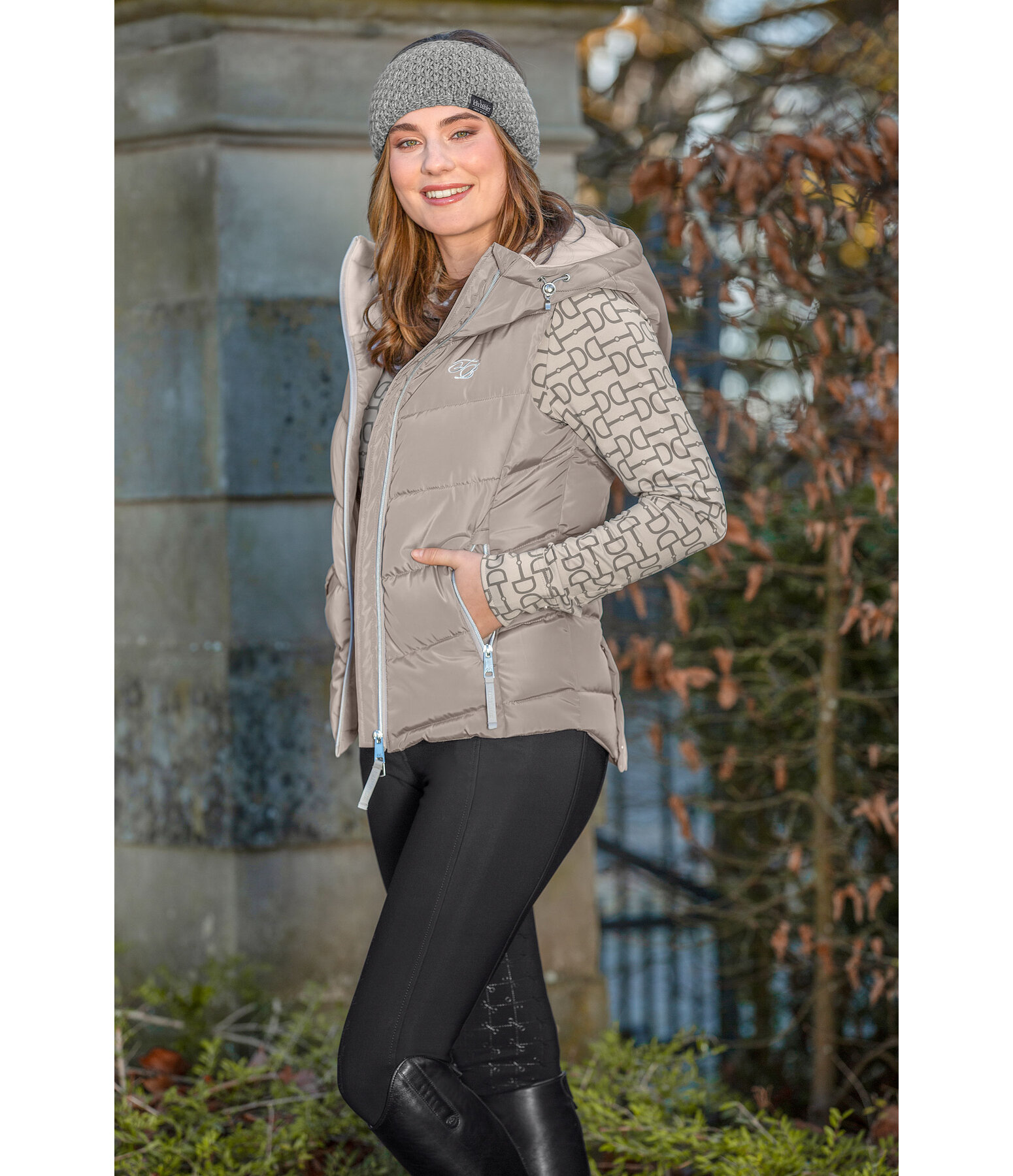 Lena bodywarmer met capuchon